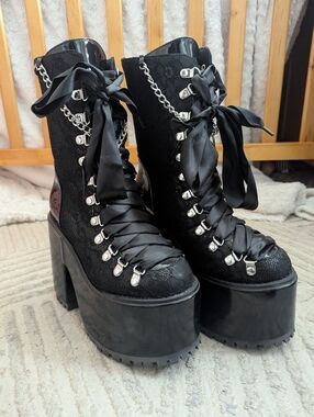 YRU Absinthe Misa Death Note Platform Lace-Up Heeled Boots